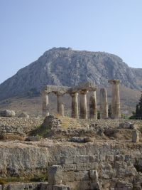 temple d'Apollon et Acrocorinthe